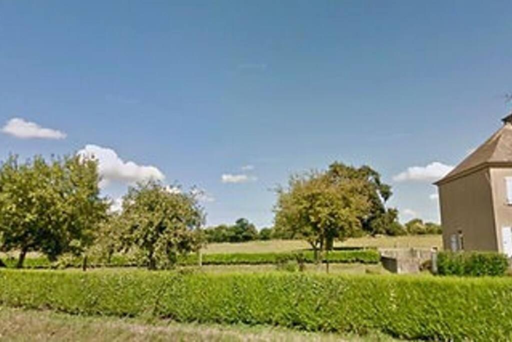 Gite Spacieux Et Chaleureux Sainte-Mère-Église Extérieur photo