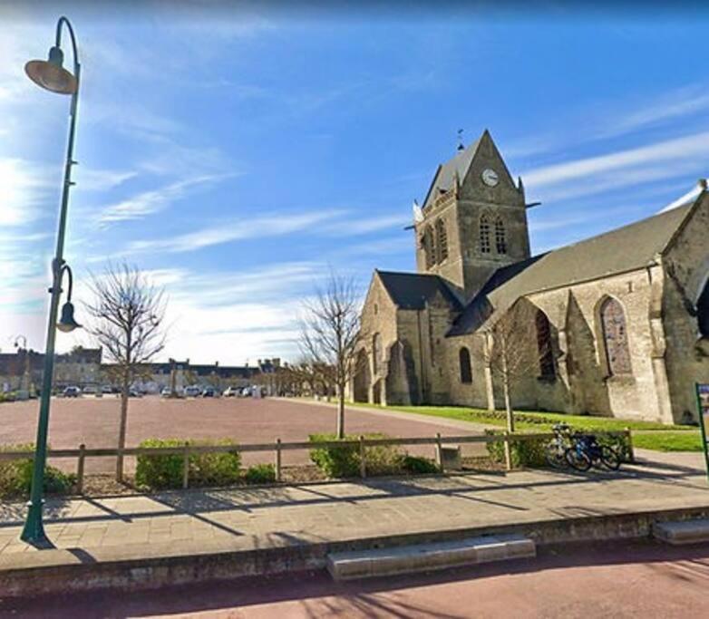 Gite Spacieux Et Chaleureux Sainte-Mère-Église Extérieur photo